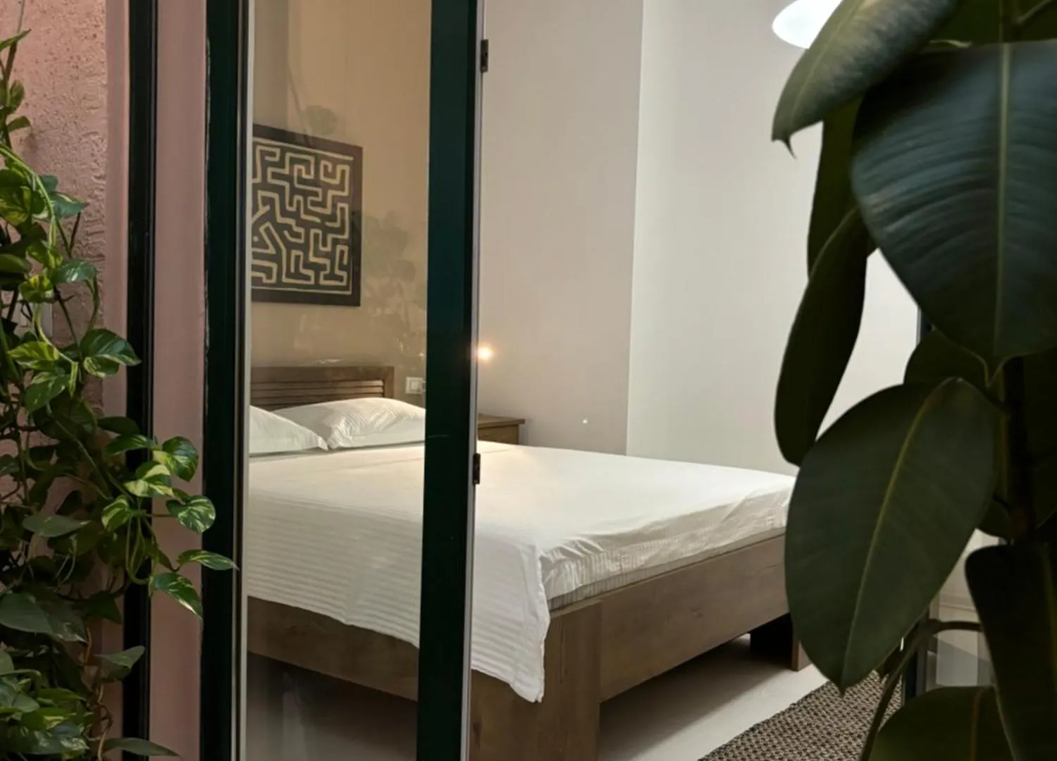 Tam Serviced 2Bdr Apartment City Center No6 Tirana Albánia