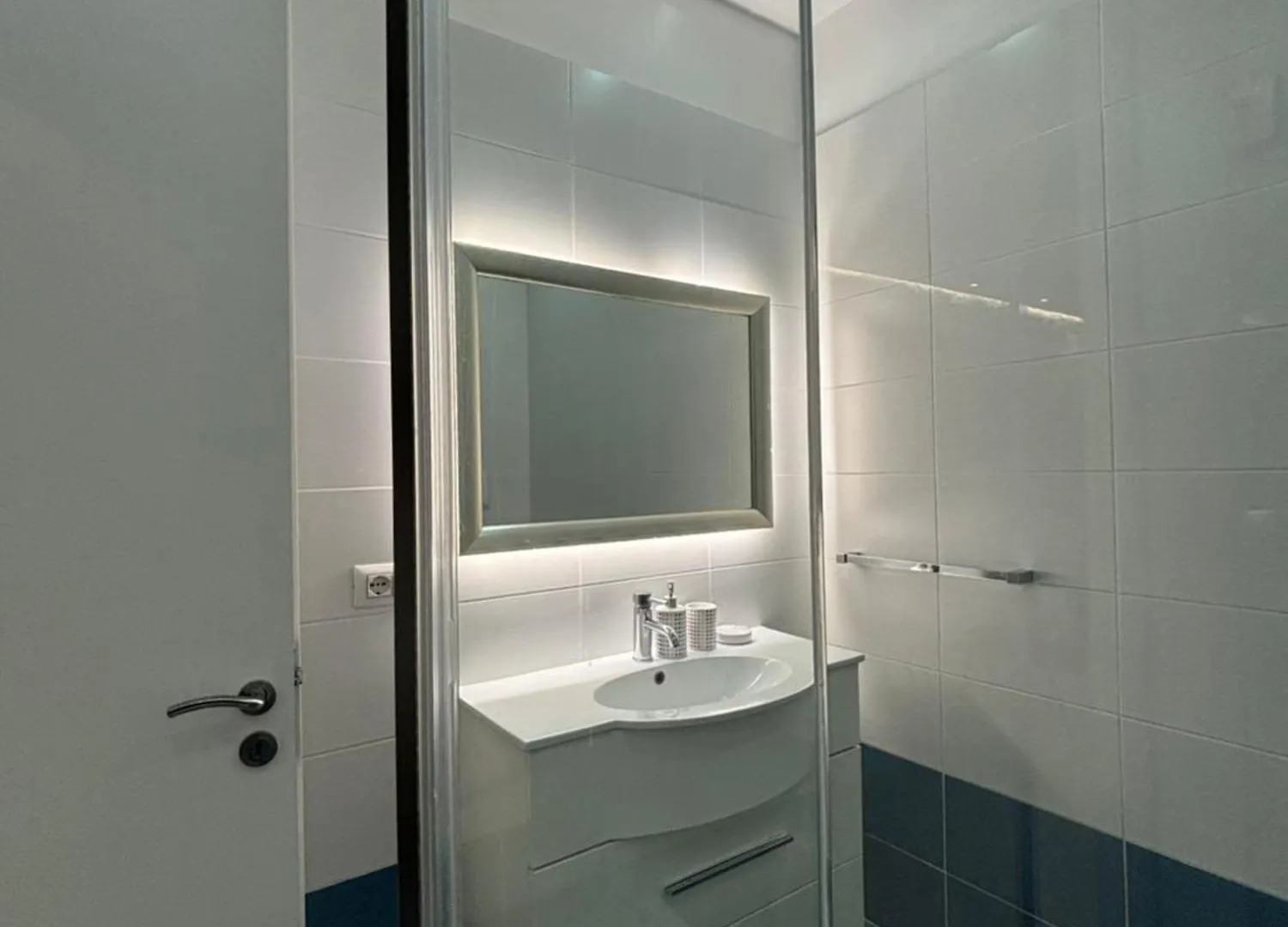 Tam Serviced 2Bdr Apartment City Center No6 Tirana