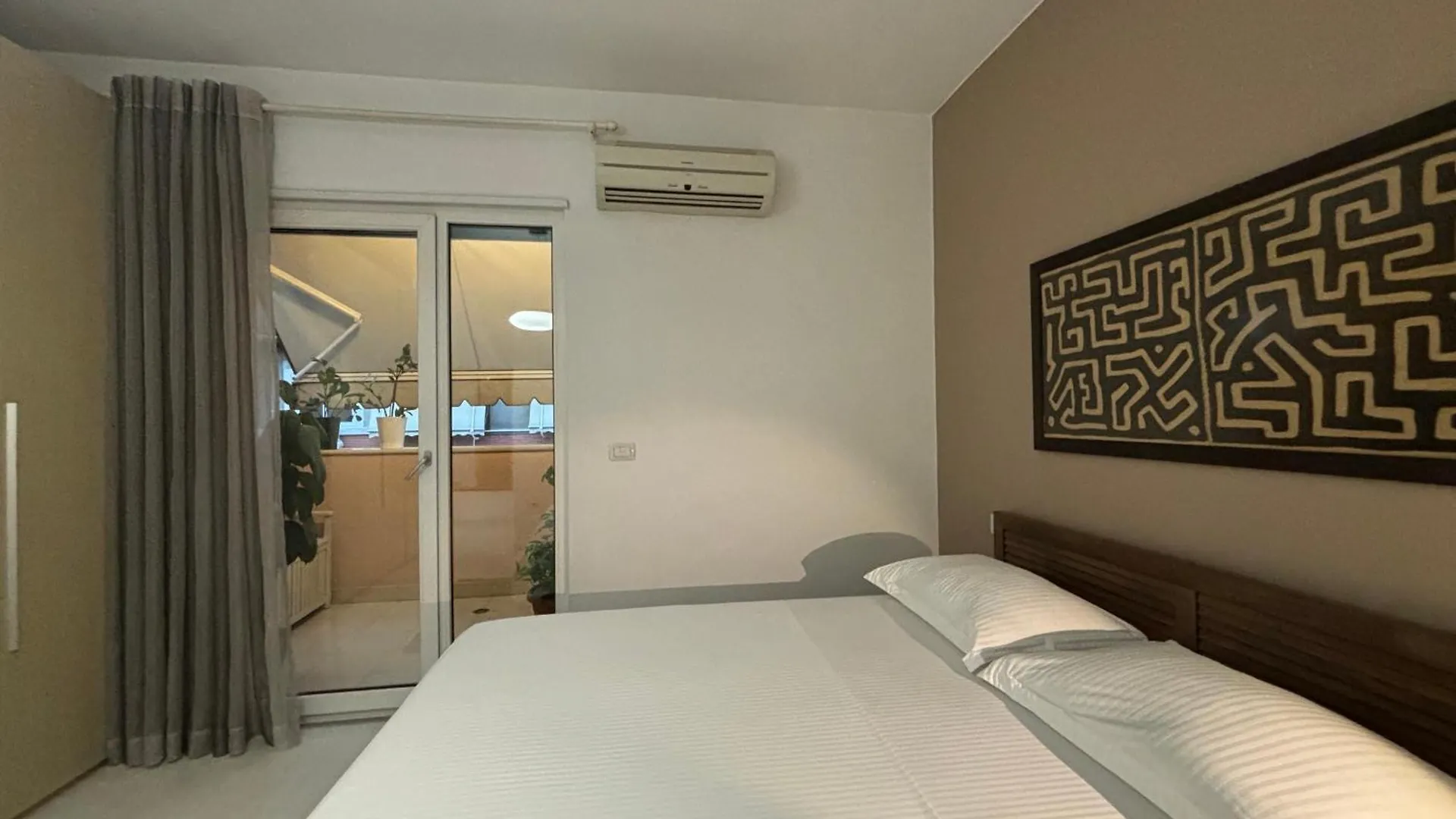 Tam Serviced 2Bdr Apartment City Center No6 Tirana