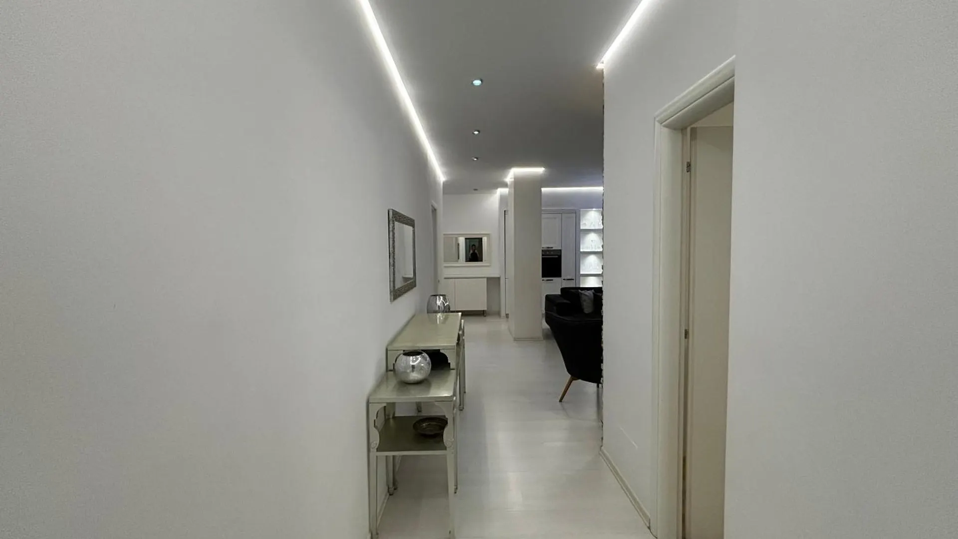 Tam Serviced 2Bdr Apartment City Center No6 Tirana Albania